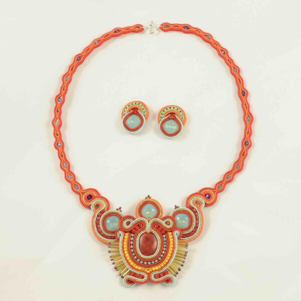 Collar Iyali de Irene Garcia Designer