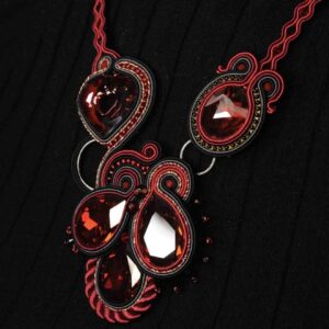 Collar Meraki granate5 de Irene Garcia Designer