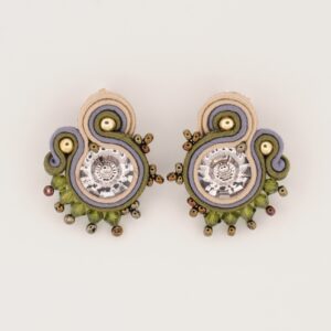 pendientes-María-caqui-y-lavanda2-de-Irene-García-Designer