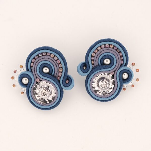 Pendientes-Florecer-azul2-de-Irene-Garcia-Designer Pendientes Florecer azul2 de Irene Garcia Designer